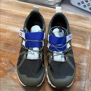Men's Black and Blue Athletic Shoes